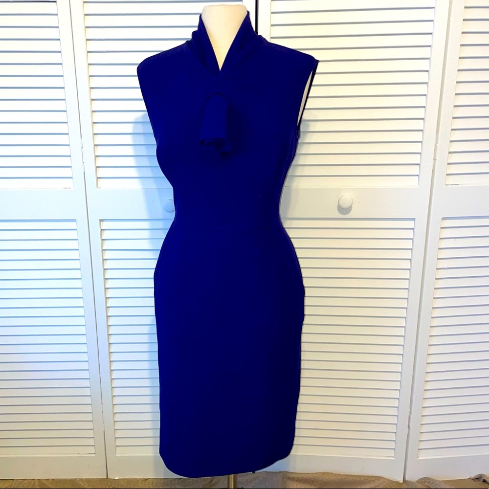 Oscar de la Renta blue sheath dress